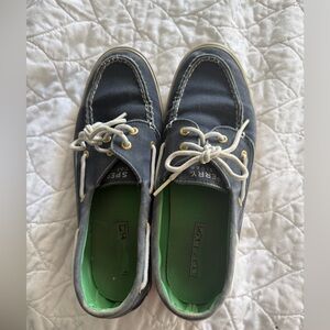 Sperry woman Blue Boat Shoes with White Laces